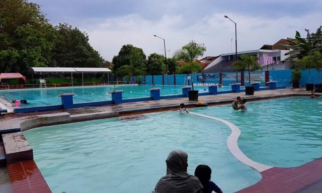 Kolam Renang TRA Bayuangga